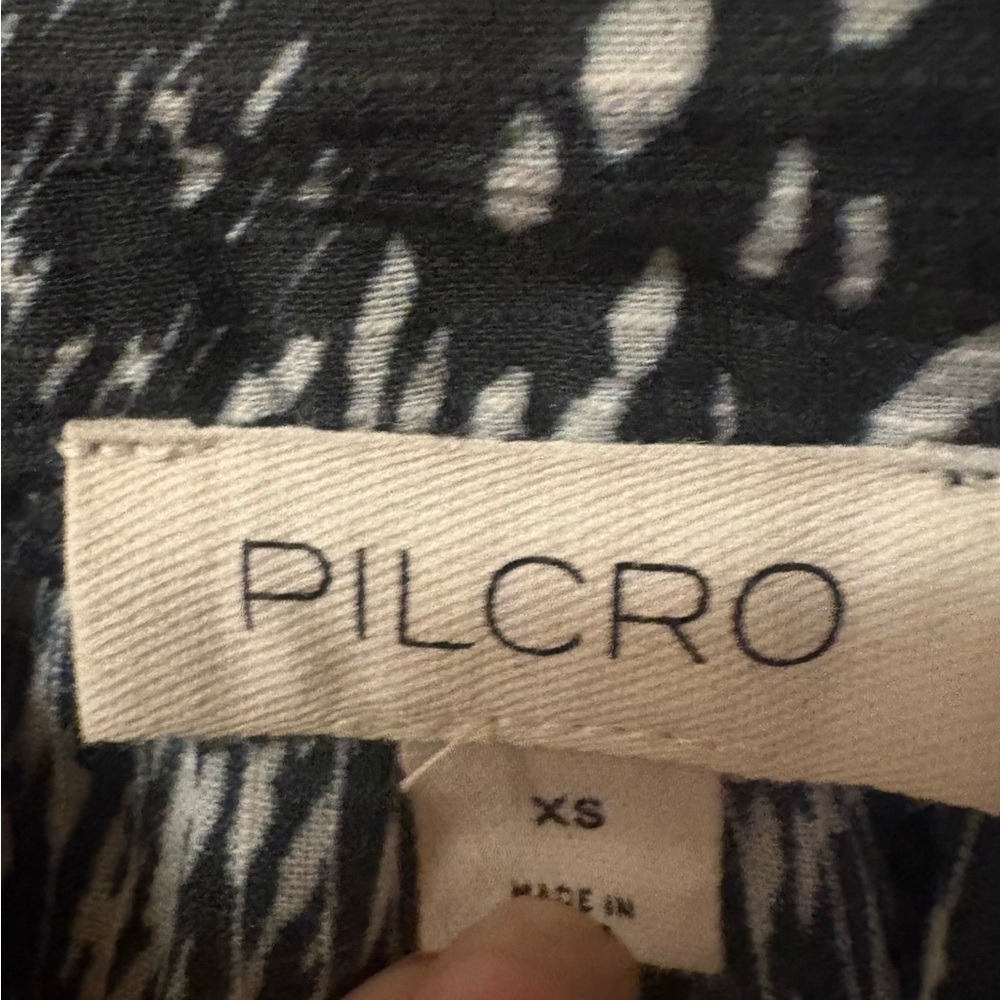 PILCRO The Tavi Buttondown Blouse size  XS - Picture 3 of 5